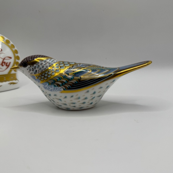 Royal Crown Derby Blackcap Warbler bone china paperweight figurine. Gold Stopper - Picture 3 of 10